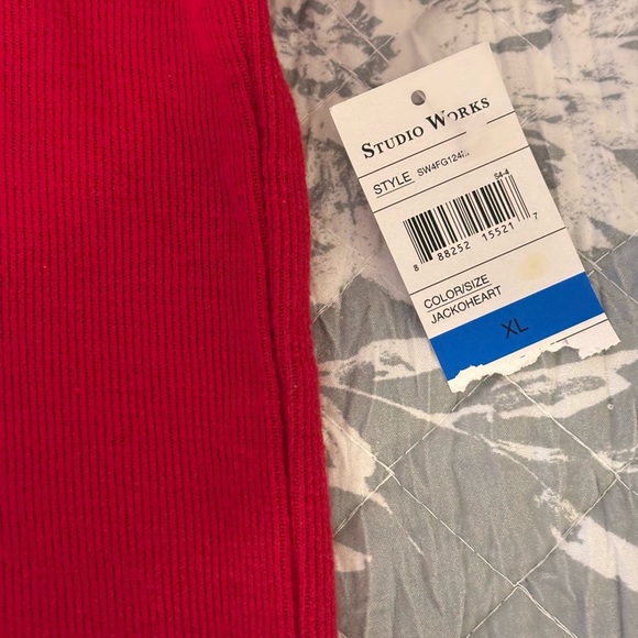 Studio Works Women's Red Buckle Sweatshirt - Picture 4 of 9